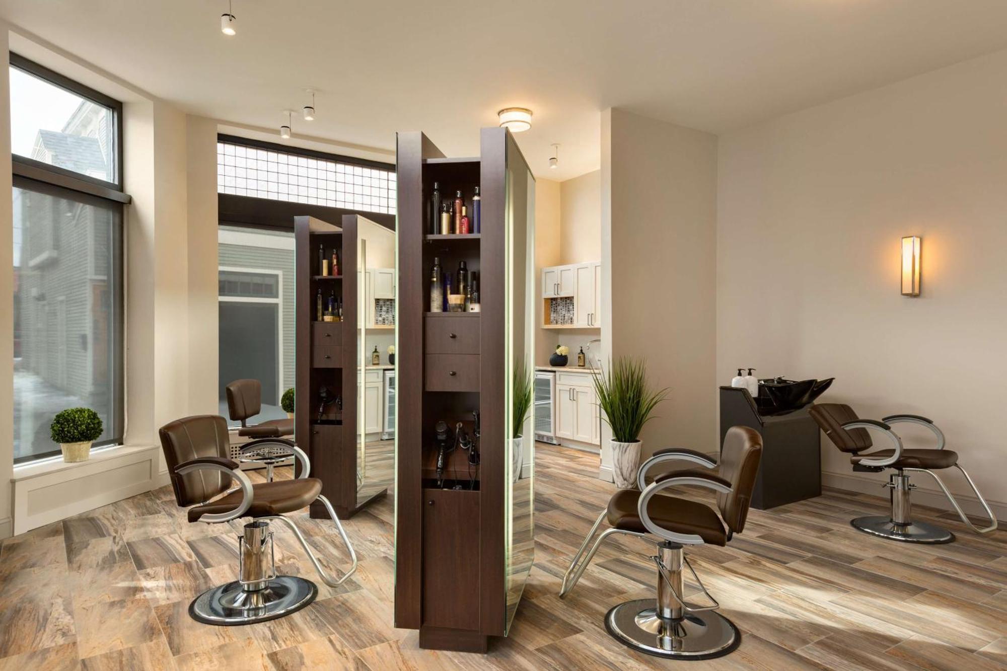 Hotel Saranac, Curio Collection By Hilton Saranac Lake Ngoại thất bức ảnh